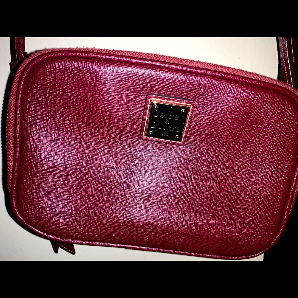 DOONEY AND BOURKE SAFFIANO camera size Crossbody!